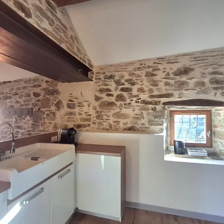 9 Pers, Jacuzzi Parc Regional Languedoc Proche Roquebrun Villa Berlou