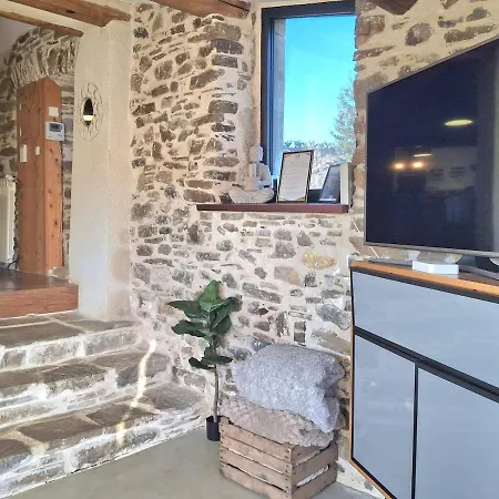 9 Pers, Jacuzzi Parc Regional Languedoc Proche Roquebrun Villa Berlou